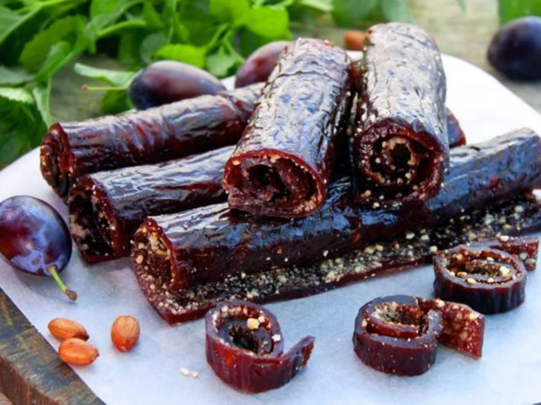 🍑 Пастила из слив с орехами, мятой и имбирём
