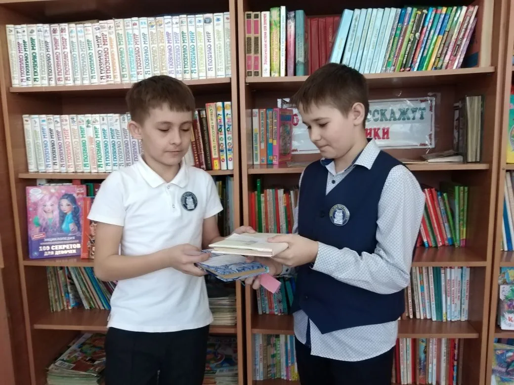 💥В преддверии Международного дня книгодарения в нашей школе прошло яркое и запоминающееся мероприяти