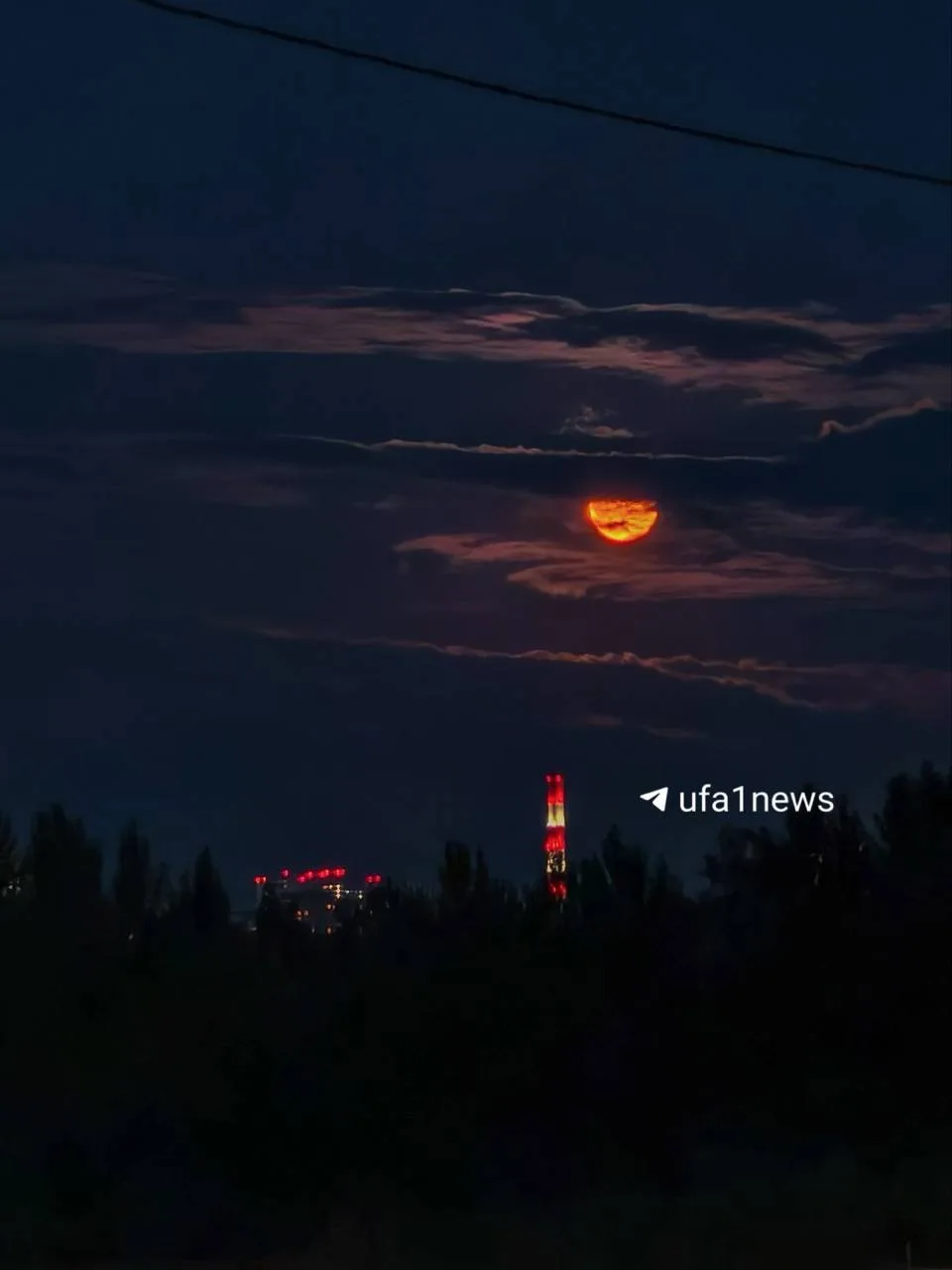 Луна в Уфе 🤯