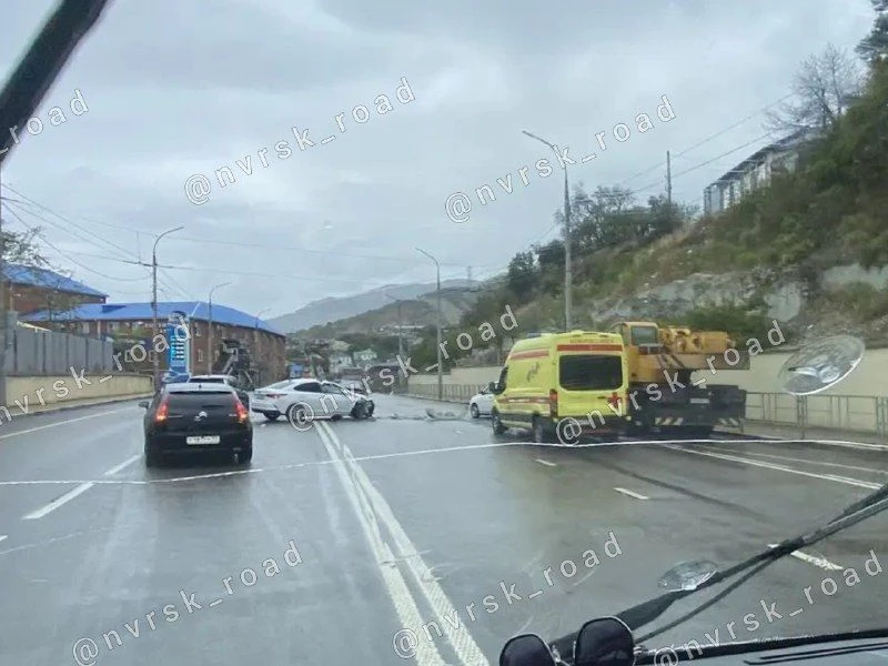 1.10.26 ДТП Сухумское шоссе не доезжая Уфимнефть,  в сторону города.