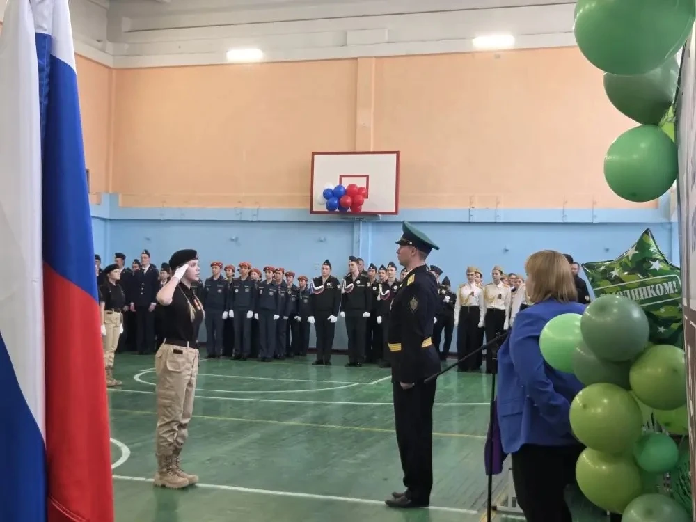 🎖 Поздравляем патриотическое объединение нашей гимназии «Дивизия Родимцева» с заслуженной наградой! 