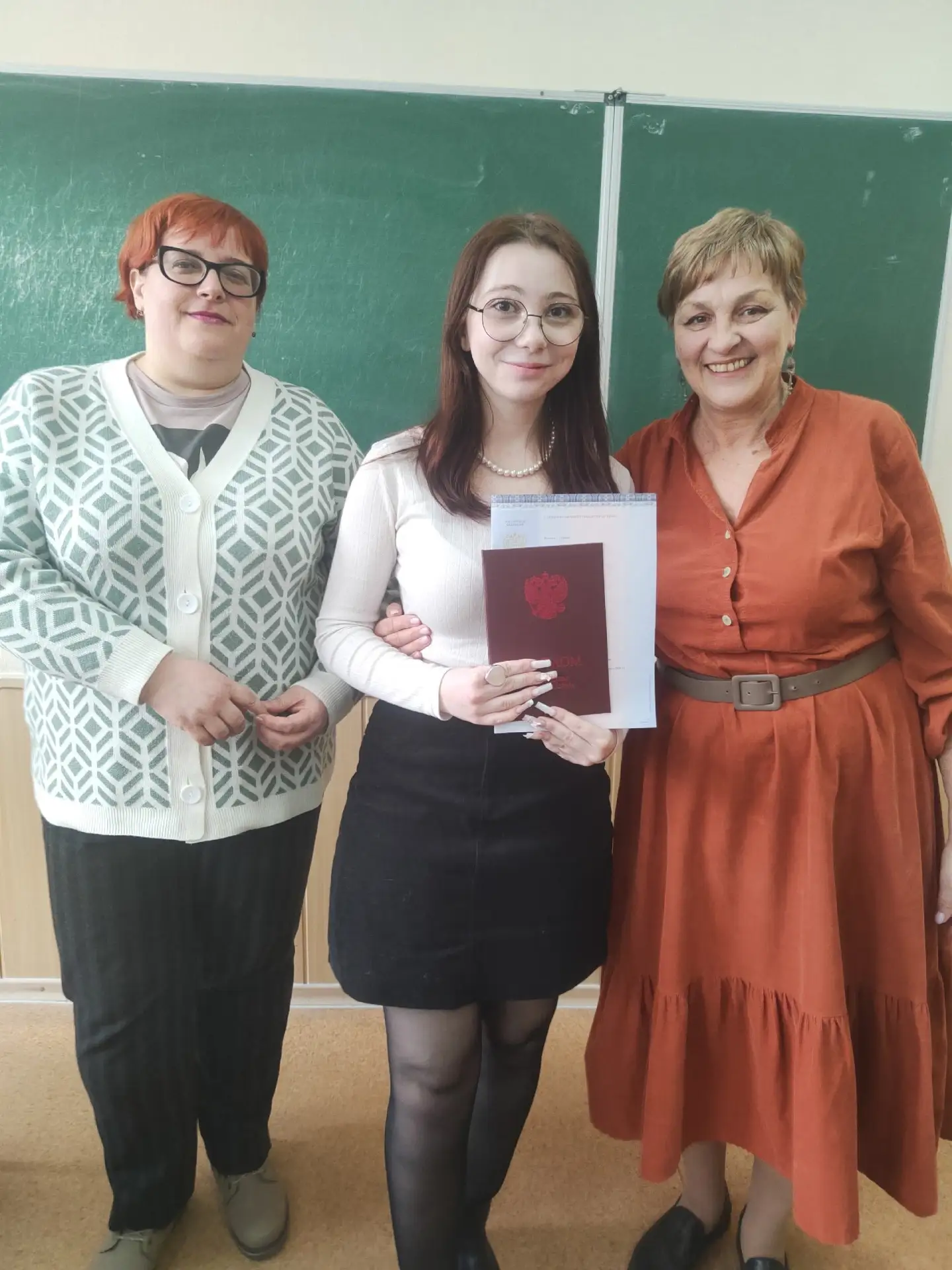 На филологическом факультете вручили дипломы выпускникам-заочникам   ✅ На филологическом факультете 