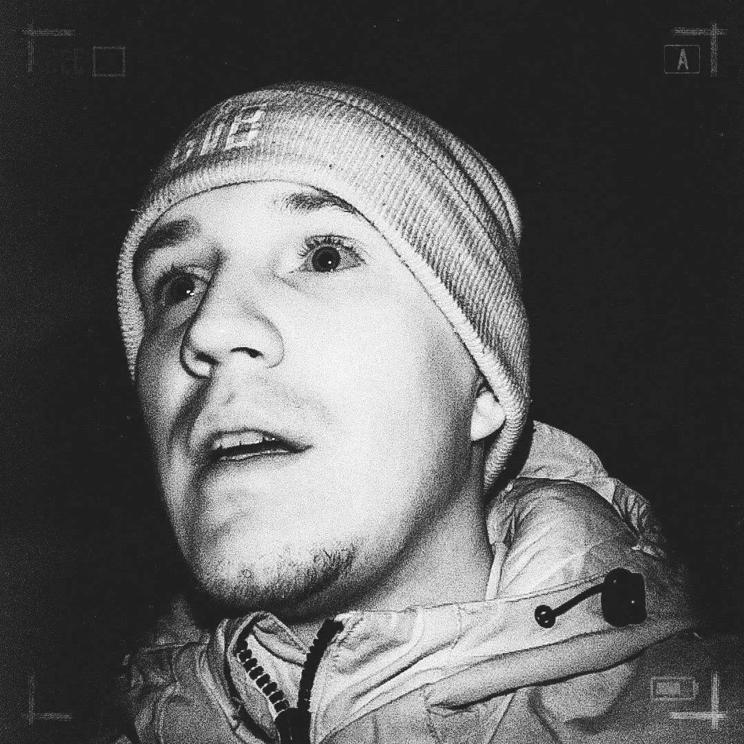 Ещё вопрос по Госту! 👻 
Что вам в Госте нравится больше? Хождение по самой локации или эксперименты