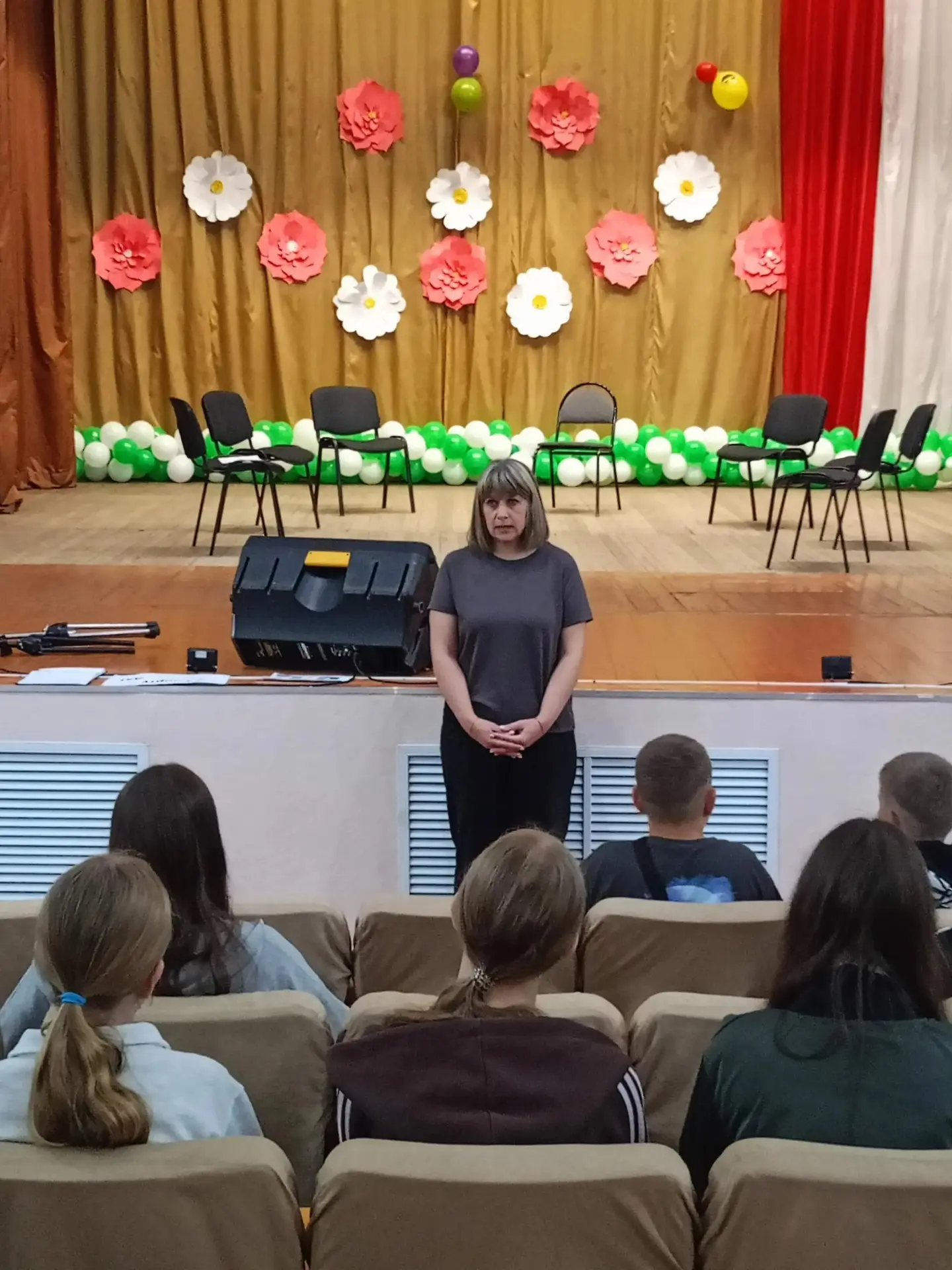 В нашем городе активно проходит месячник, посвященный борьбе с наркотиками и продвижени...