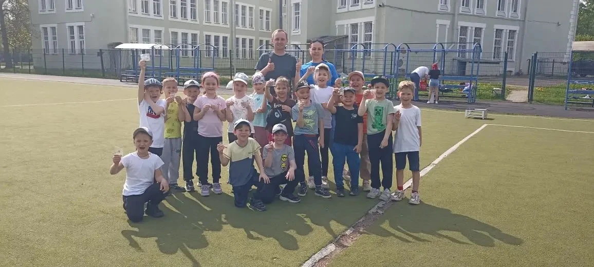 Сегодня наши дети подготовительной группы "Колобок" приняли участие в увлекательных спо...