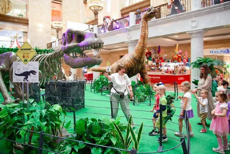 🦖 Динозавры, спектакли, мюзиклы и научные шоу — бесплатно в ЦДМ весь сентябрь!