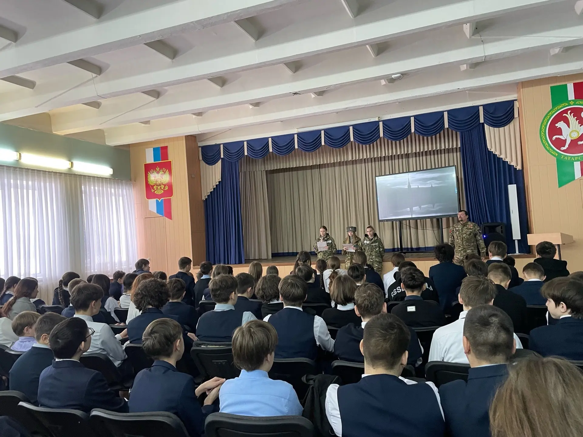 ⚡️«Марш Памяти» в нашей школе   Бойцы поисковых отрядов Республиканского Молодежного объединения вст