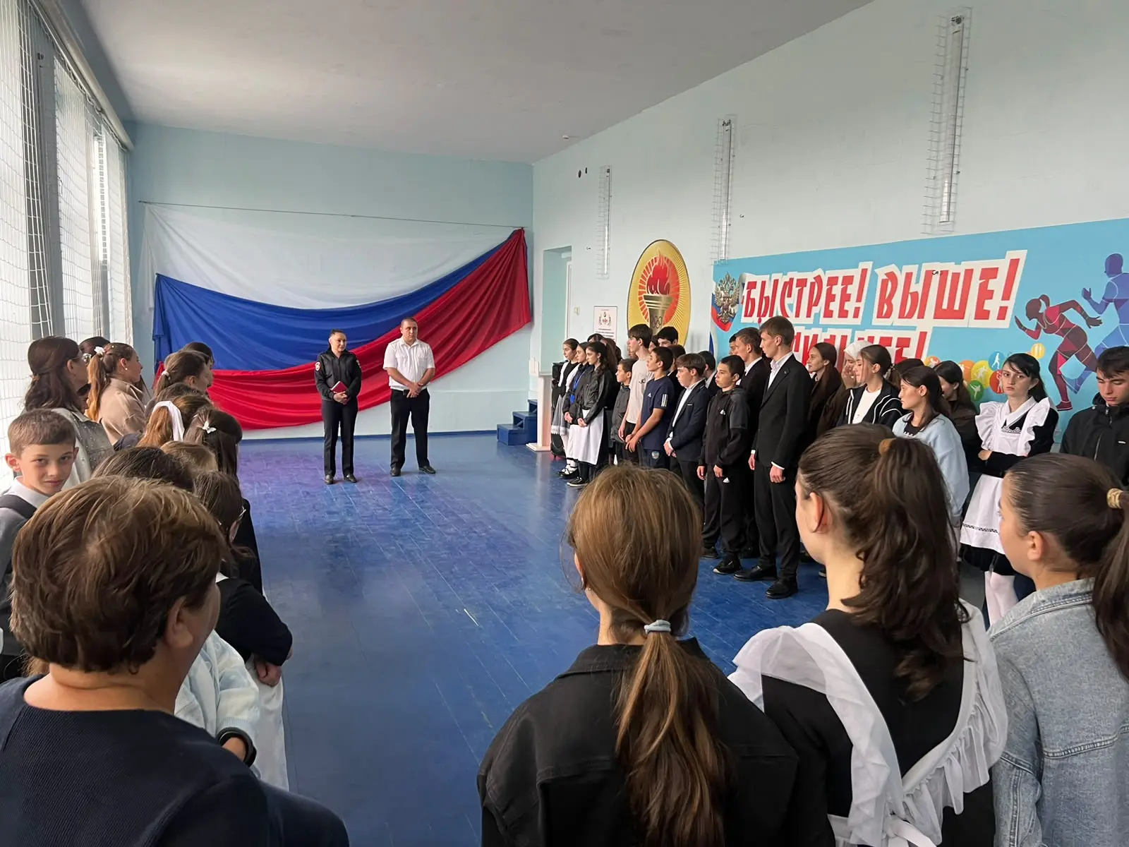 👮‍♂️ В нашей школе в рамках Недели безопасности дорожного движения (БДД) прошла профил...