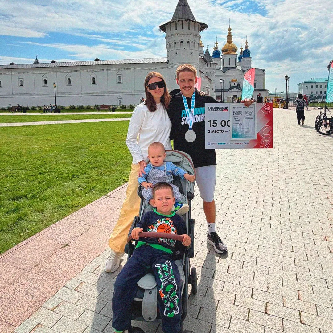 🏃 🥈 Алексей Вагин принял участие в Тобольском марафоне на 10 км и занял второе место ...