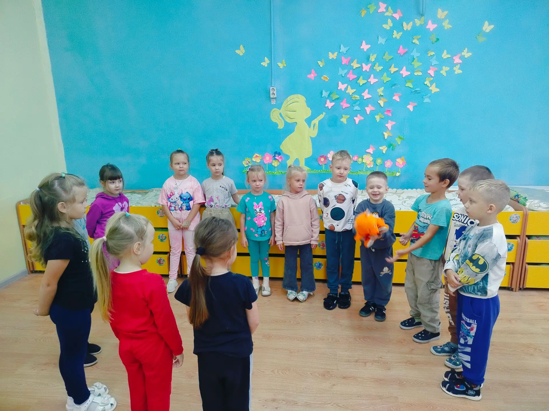 Скоро осень, а это значит, дети пойдут в школу. А наши подготовишки начнут  усиленно к ...