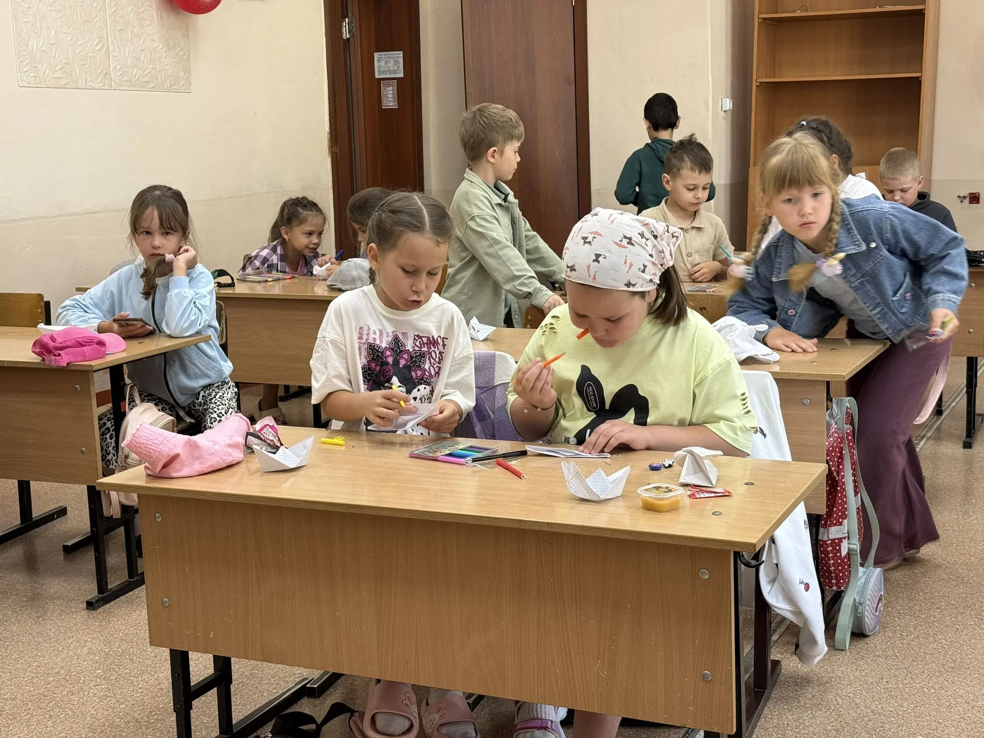 🚀 «Время первых»: день третий — «Первые — умелые!»

Третий день смены начался традиционно: линейка,