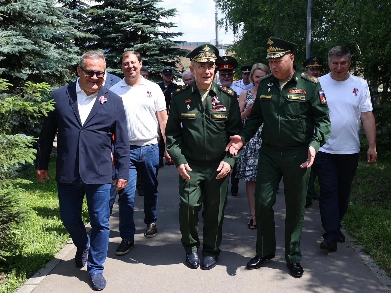 🇷🇺 Праздничные мероприятия в честь Дня России состоялись во Внукове

В районе Внуково организовали