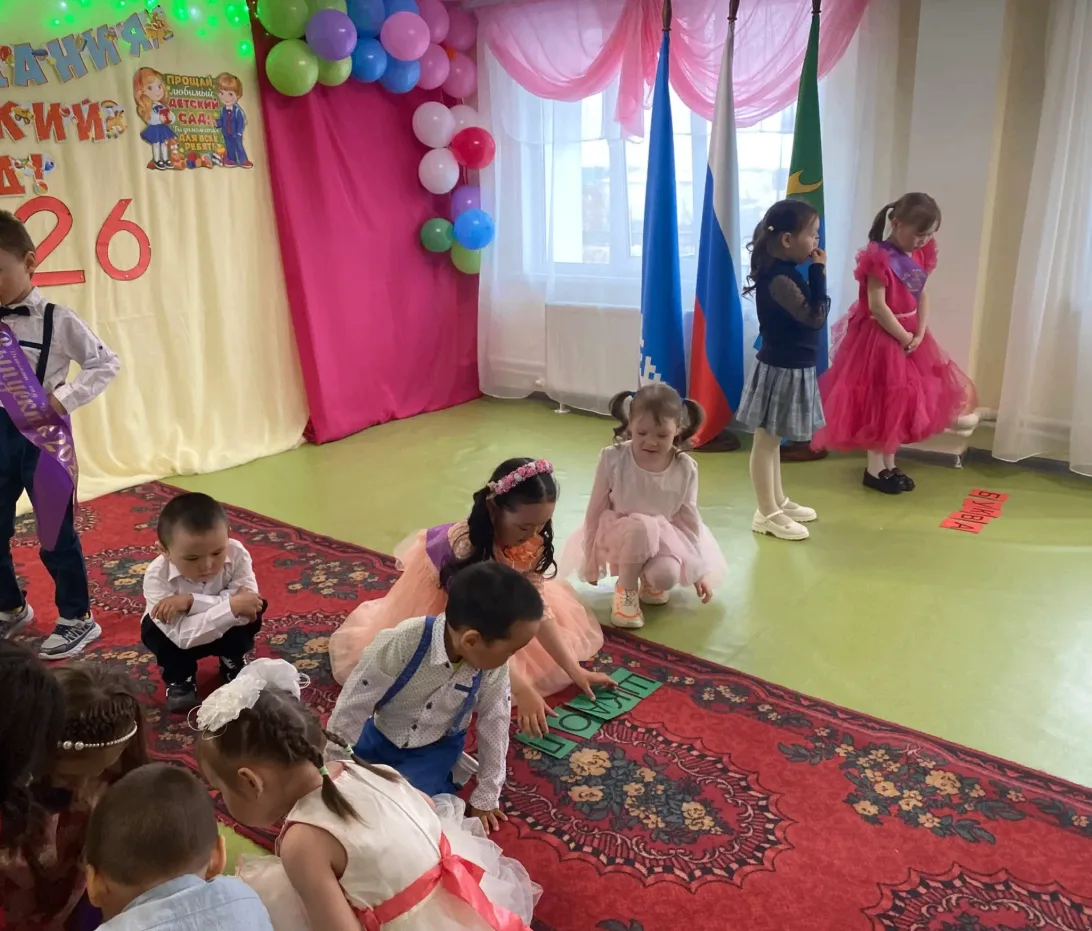 Сегодня в нашем детском саду состоялось поистине звёздное событие — выпускной под назва...