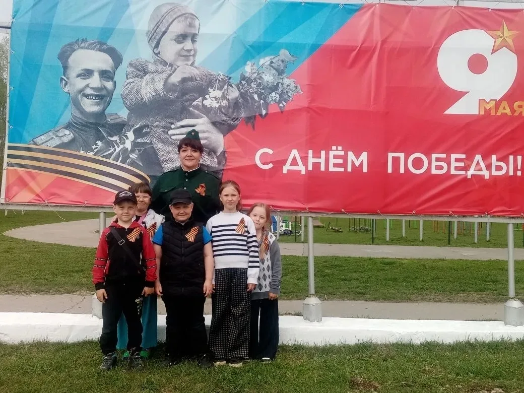 Сотрудники Сельского Дома культуры провели патриотическую акцию «Георгиевская ленточка»...