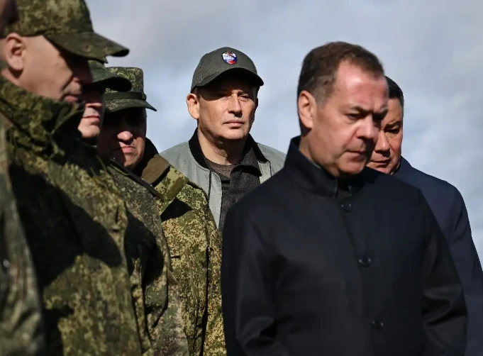 Дмитрий Медведев оценил системы защиты от БПЛА в Ленинградской области