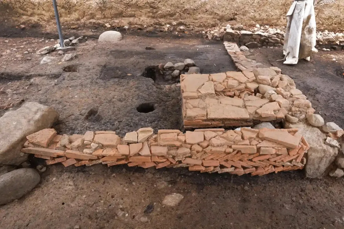 😱🏺Швейцарские строители случайно раскопали римскую фабрику возрастом 1800 лет.