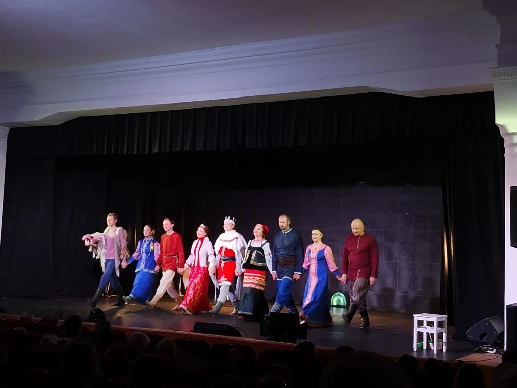 🌸 ️Смотрим «Аленький цветочек» и верим в чудеса☀️
✨Сегодня ребята нашего лагеря с дневным пребывани