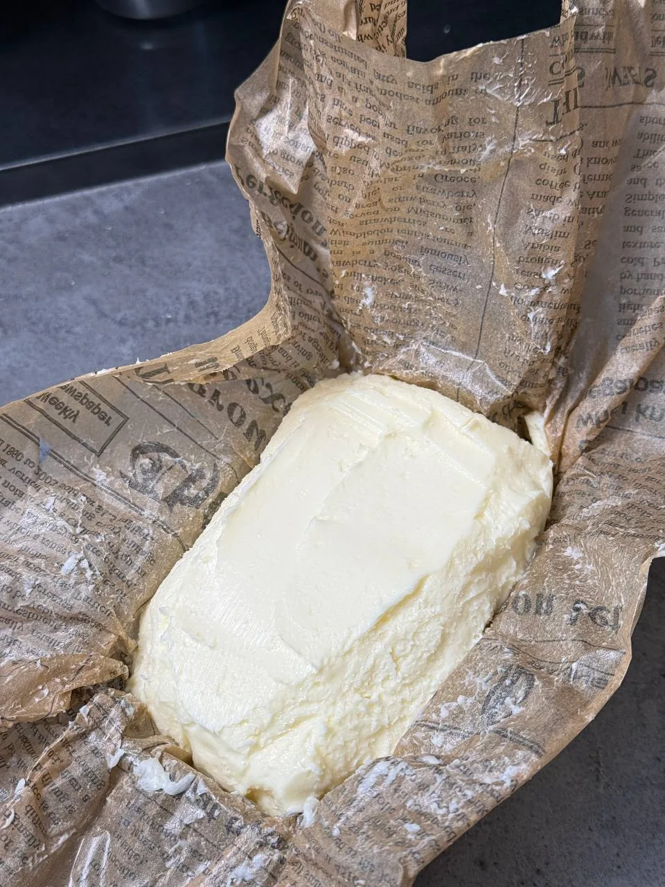 Меня достал этот вкус пластилина вместо масла и я решила сделать его дома)

Девочки, восторг!!!🔥

P
