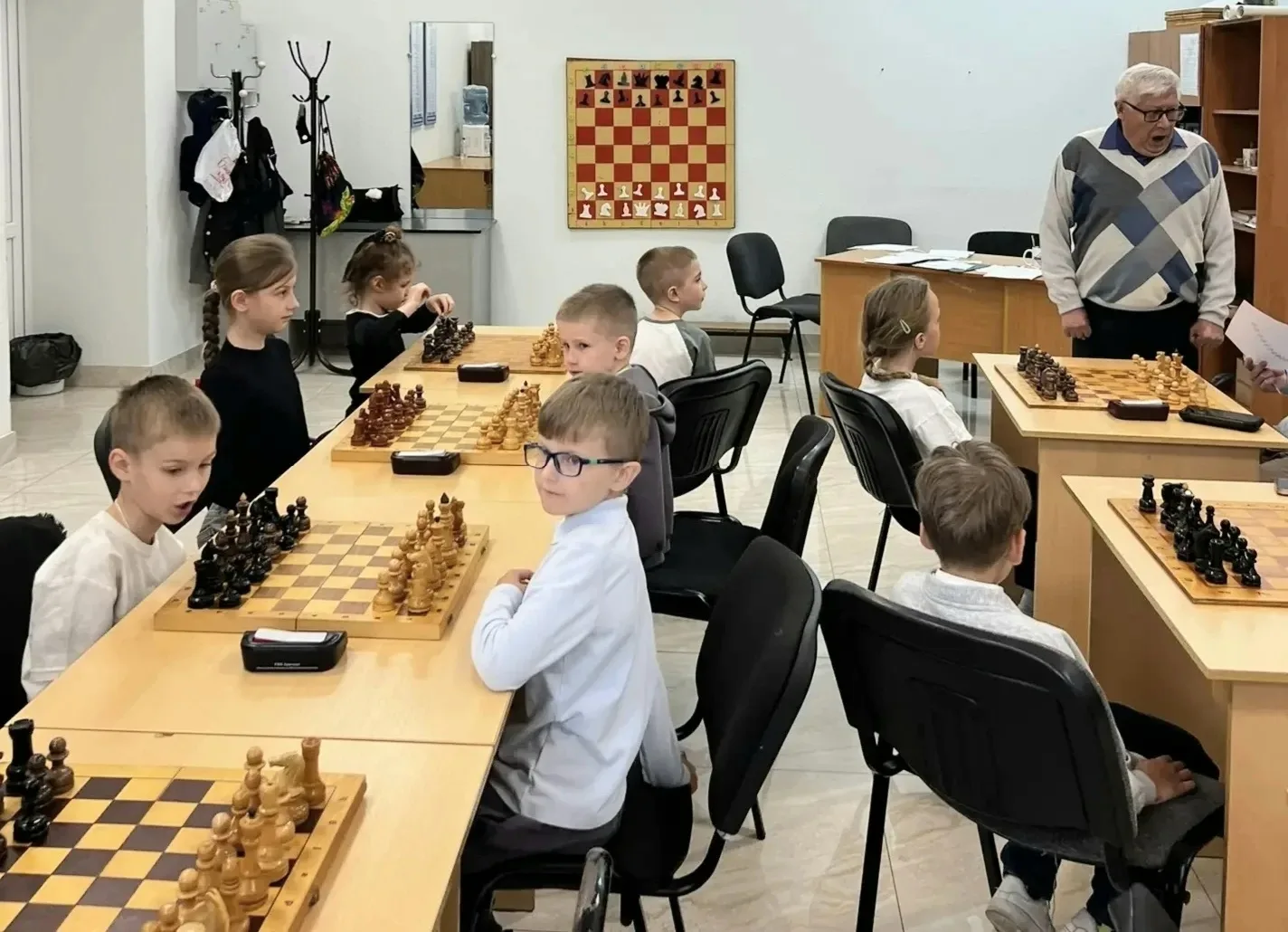 ♟В станице Динской состоялся турнир по шахматам среди жителей, посвященный Дню Победы    Соревновани