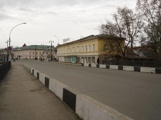 Ремонт Мяснорядского моста пернесли на июнь.  Ранее старт работ планировали на 18 мая. Контракт на 2