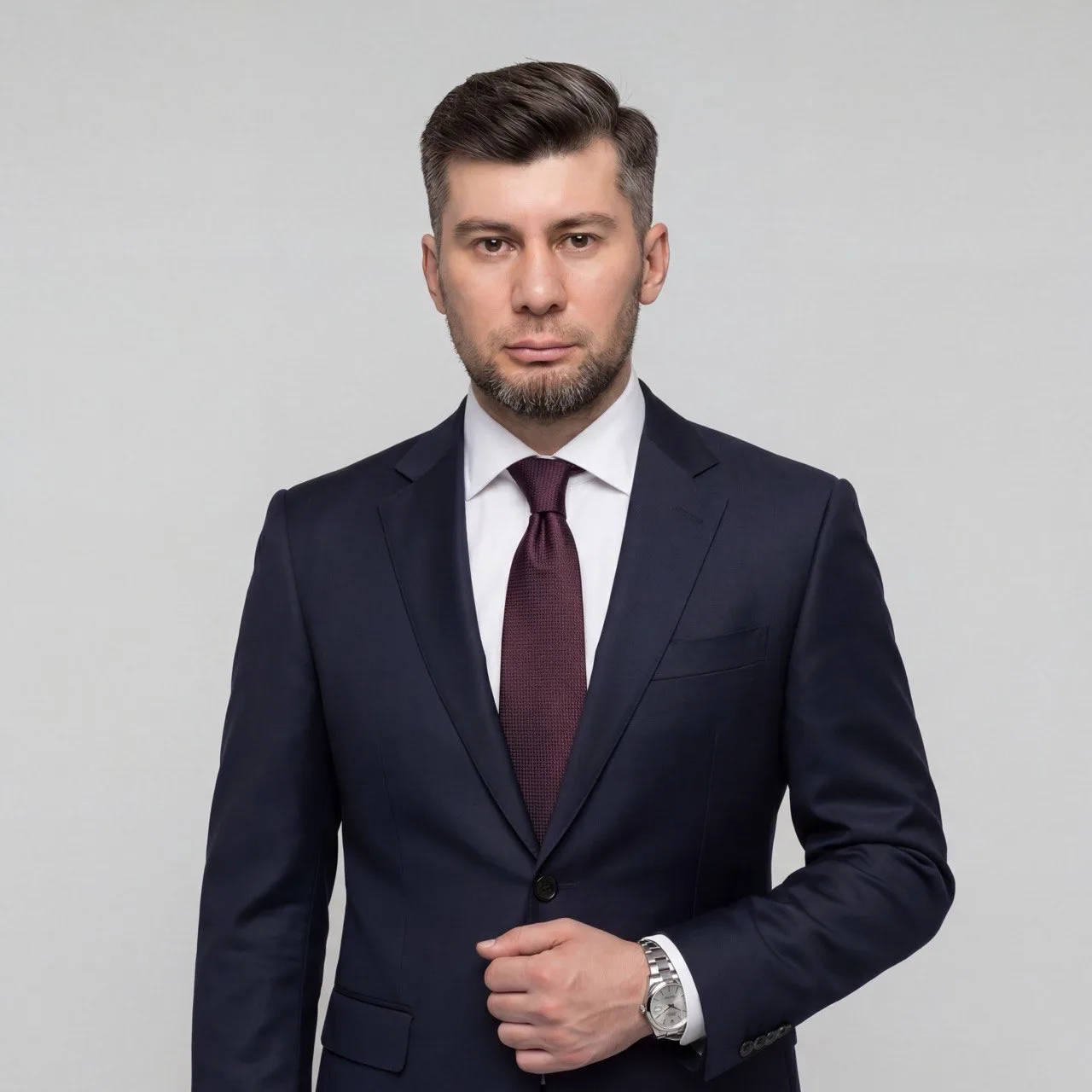 Добро пожаловать на мой канал о безопасных сделках с недвижимостью!

Я, Кирилл Лепшаков - адвокат (ю