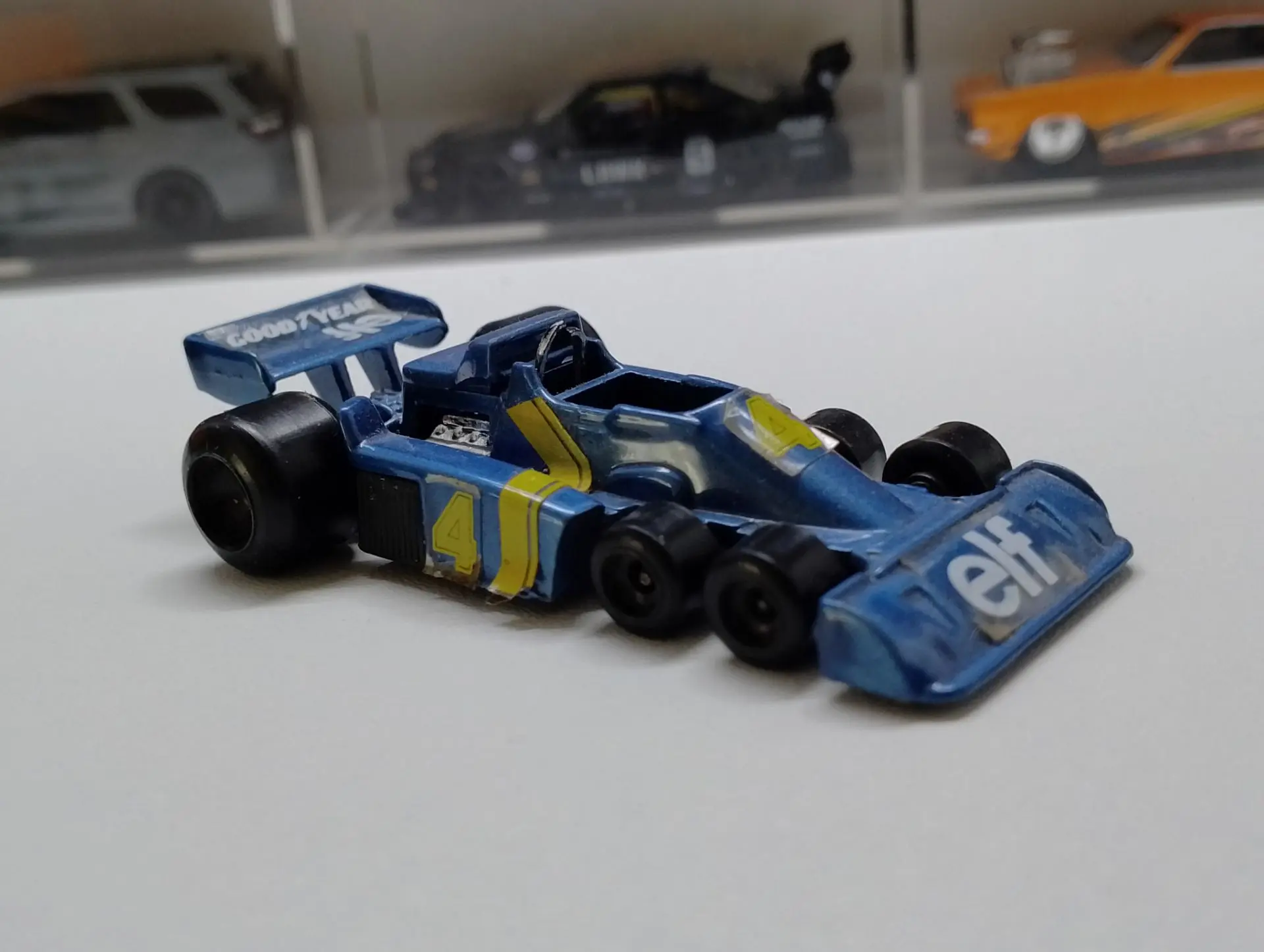 Tyrell P34 масштаб 1:55-1:60