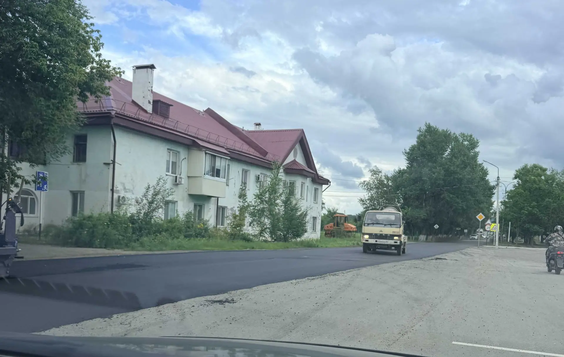 🚧 Делимся новостями об асфальтировании дорог и тротуаров