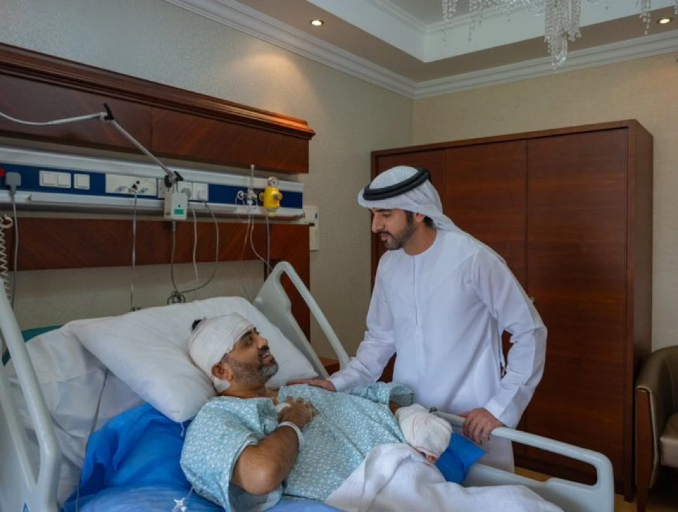 🇦🇪🇮🇳 Наследный принц Дубая Хамдан бин Мохаммед Аль Мактум встретился с пилотом авиа...
