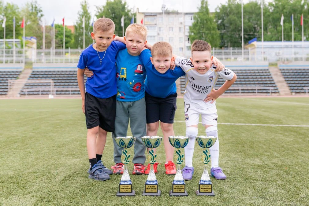 ⚽ Футбол — это командный дух и победа! ⚽

В прошлую субботу, 30 мая, на стадионе «Знамя» кипели наст