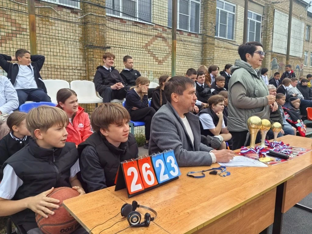 Юные баскетболистки сразились на открытом турнире   4 мая на базе Икрянинской средней школы состоялс