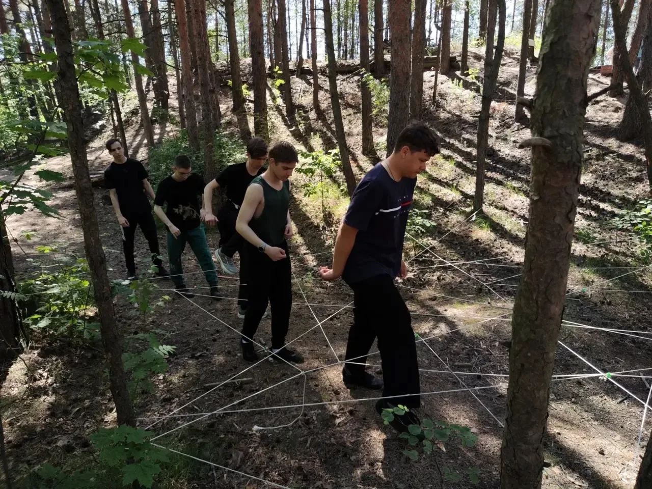 Студенты Колледжа метрополитена — на Вахте Памяти ⭐
 
Накануне Дня памяти и скорби наши ребята побыв