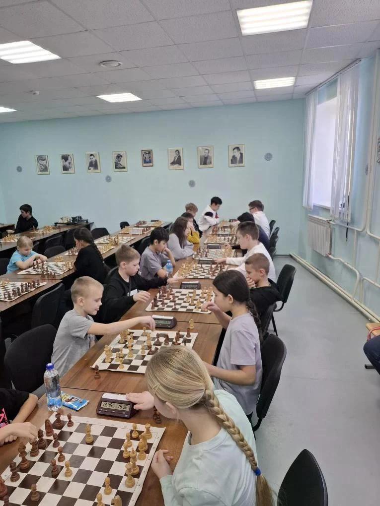 Шахматный турнир: "Белая ладья"  Совсем недавно в городе Лангепасе завершился захватывающий шахматны