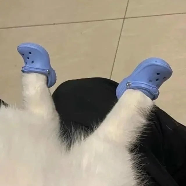 А вы уже купили тапочки к похолоданию?🤭