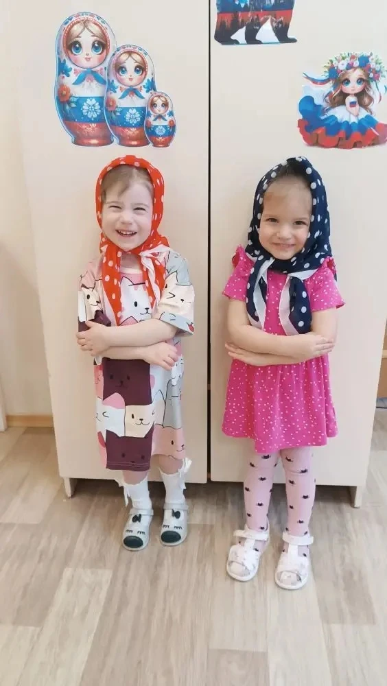 🌺 У наших малышей группы раннего возраста «Капельки» прошла беседа о маме как самом бл...