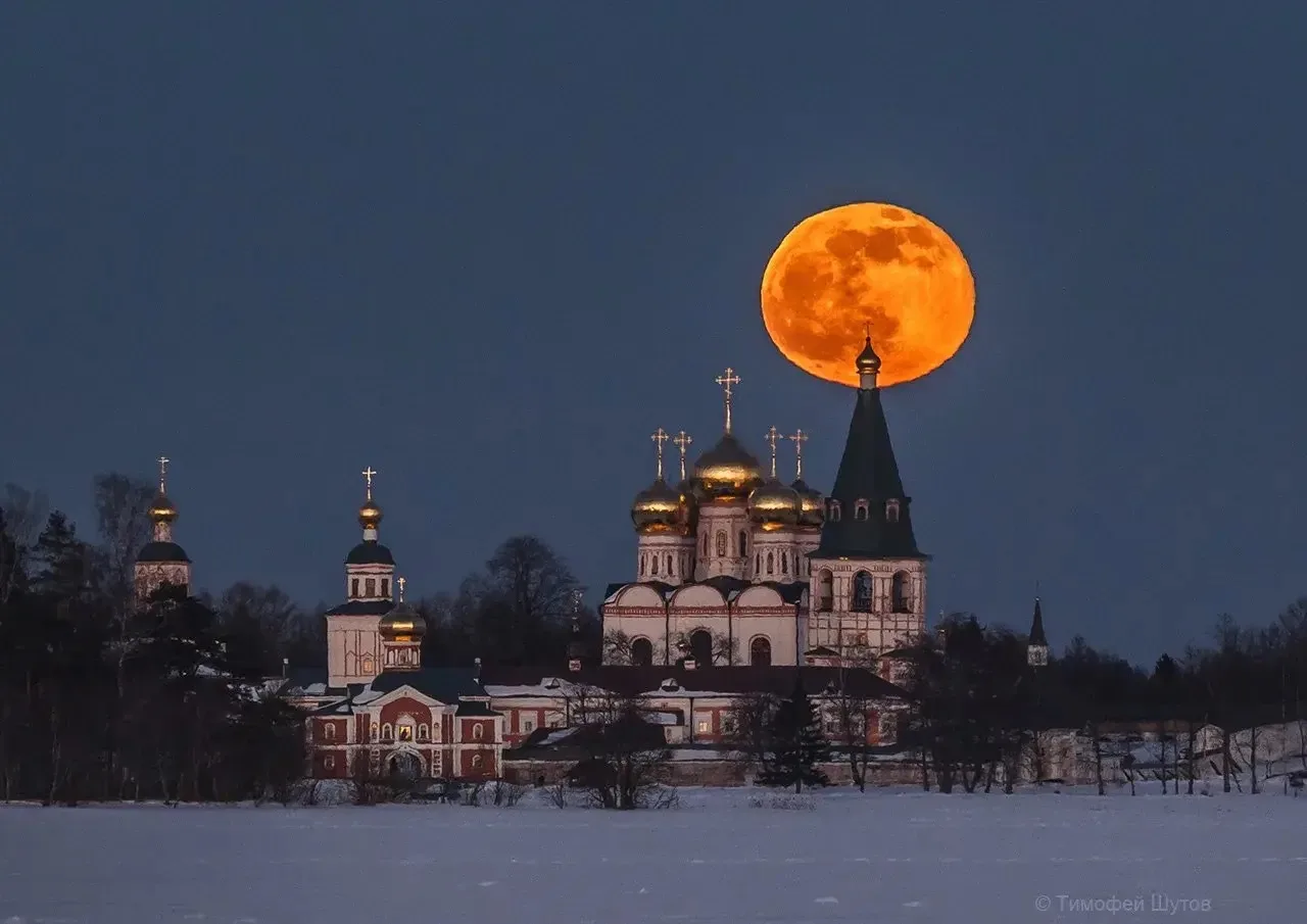 📌Время — это ткань, из которой соткана вечность. Как ты используешь время, таким будет и твое бессм