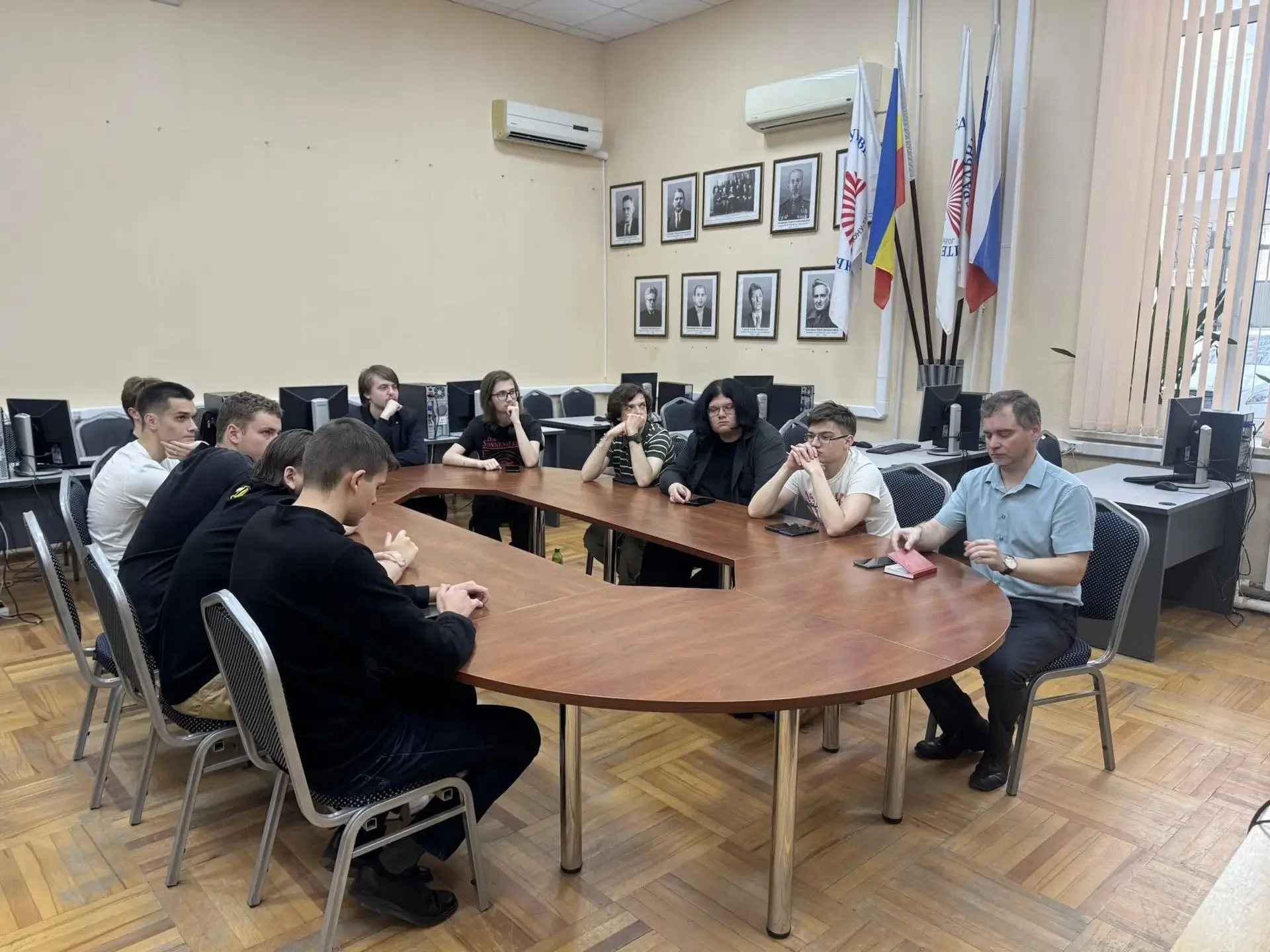 ИИМО принял участие в круглом столе, посвященном русскому вкладу в эпоху Великих геогра...