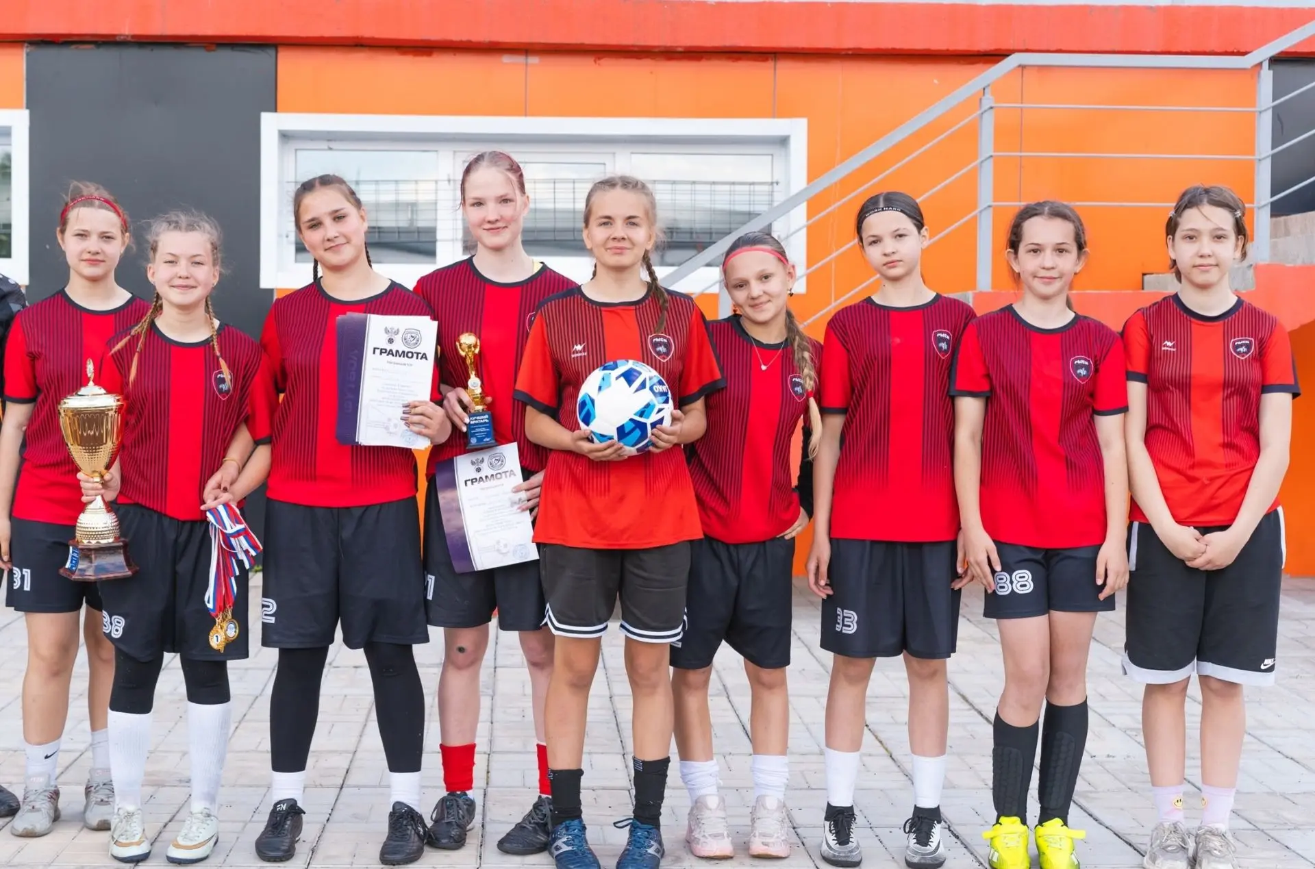 Мы в ФИНАЛЕ ⚽️⚽️⚽️ 
«Кожаного мяча – Школьной футбольной лиги» 2026 года! 

Всероссийский этап Школь
