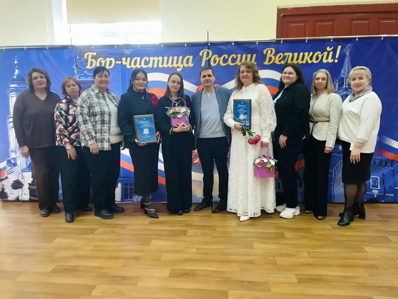 ПЕДАГОГ-ПСИХОЛОГ В ЛИЦАХ: ИЗМАЙЛОВА ТАТЬЯНА НИКОЛАЕВНА   «Быть психологом — значит обладать "професс