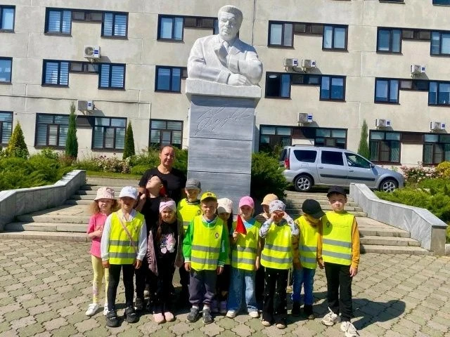 Гордость города глазами детей: экскурсия дошкольников в МНТК

🚌 В дошкольных образовательных учрежд