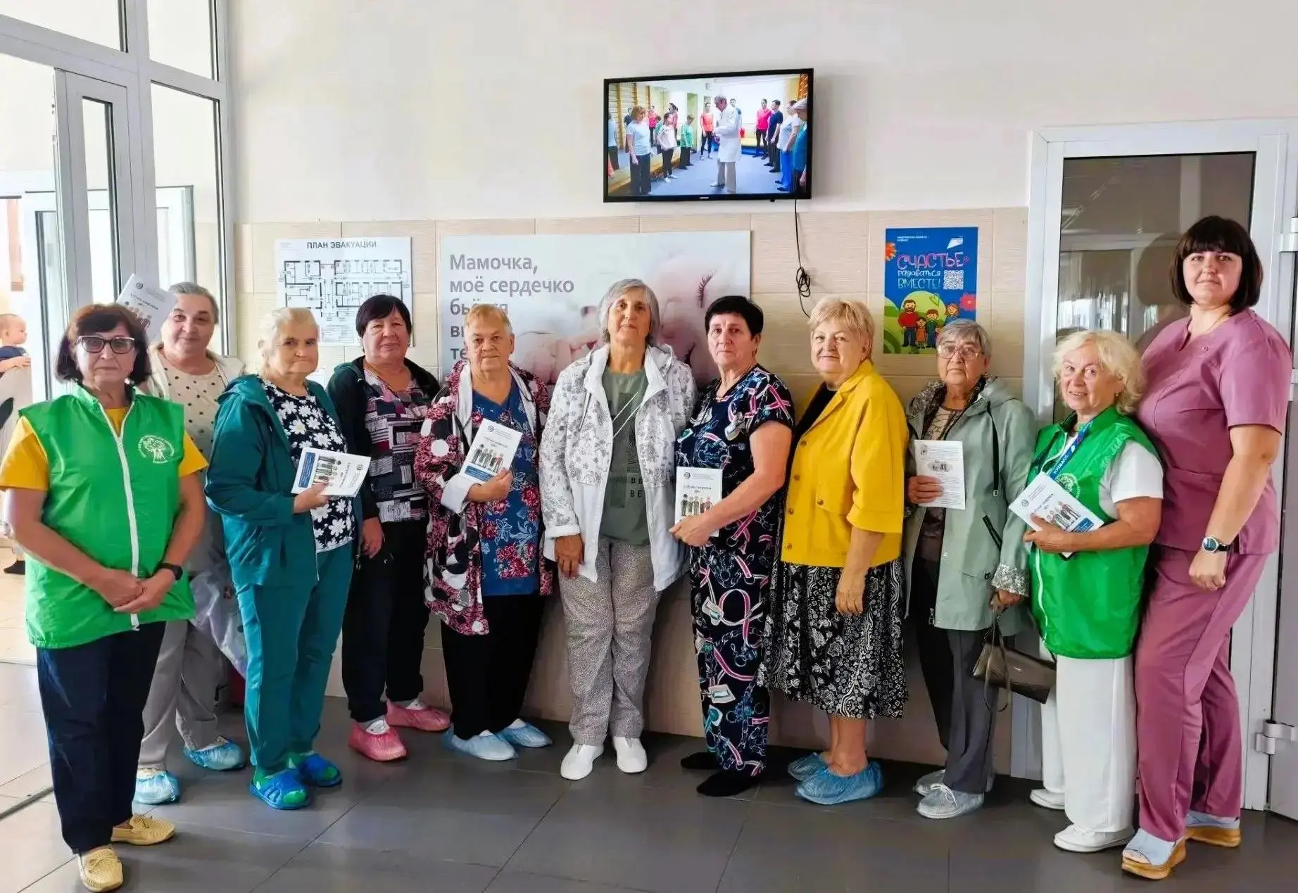 Возраст 60+ — не повод отказываться от физкультуры. Но важно подобрать правильные упраж...