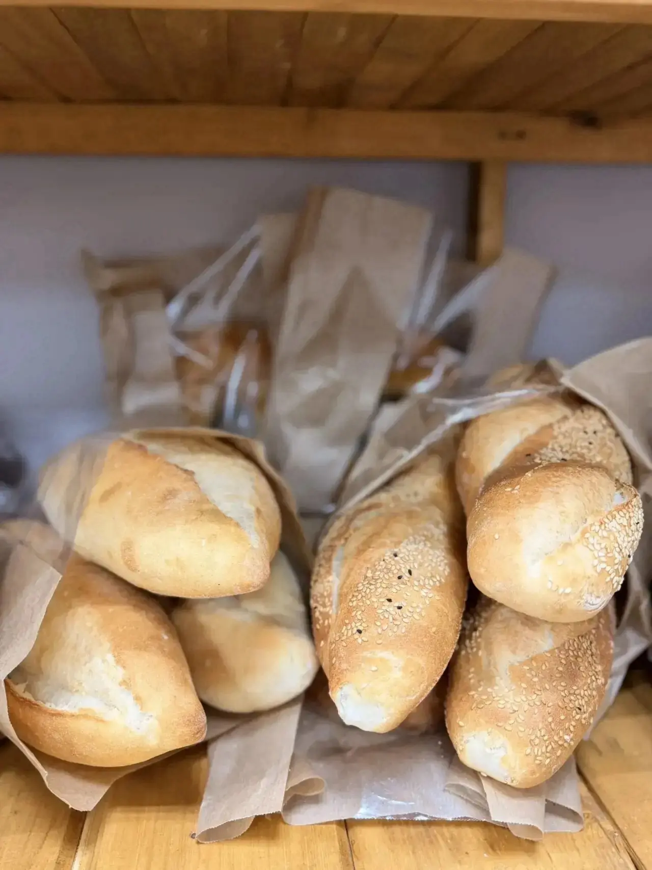 Поступление хлеба кармаскалинского и турецкого хлеба  🍞