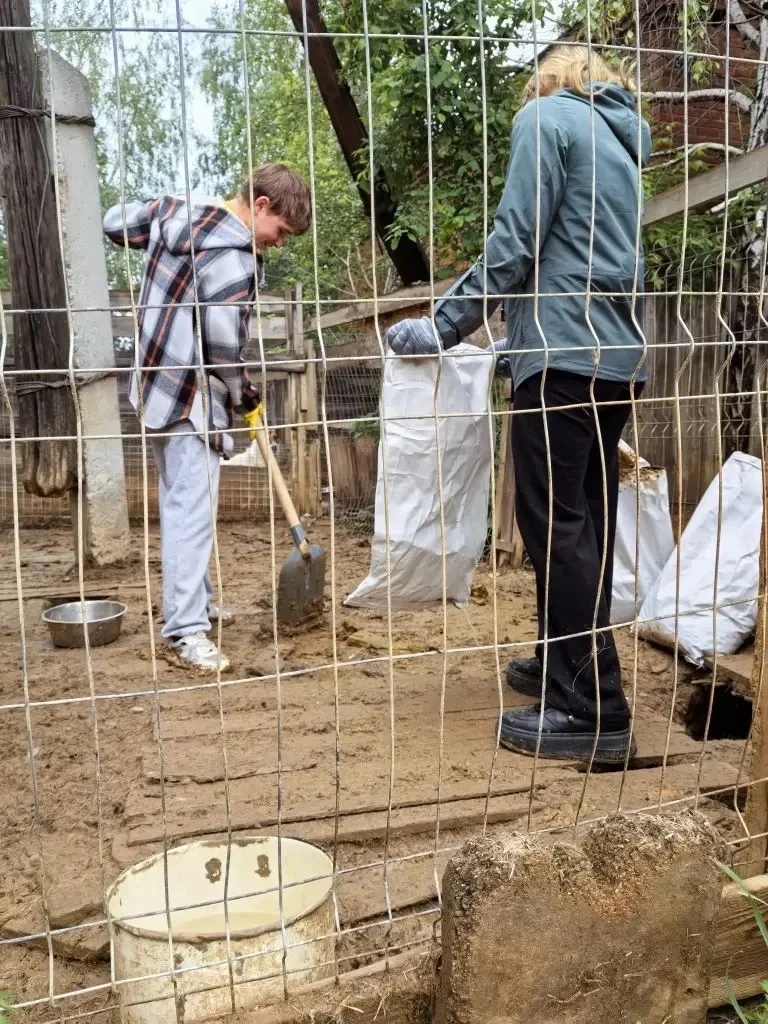 🐾 Доброе дело: студенты в приюте для собак 

⚡️Вчера  студенты первого курса — будущие ветеринары и