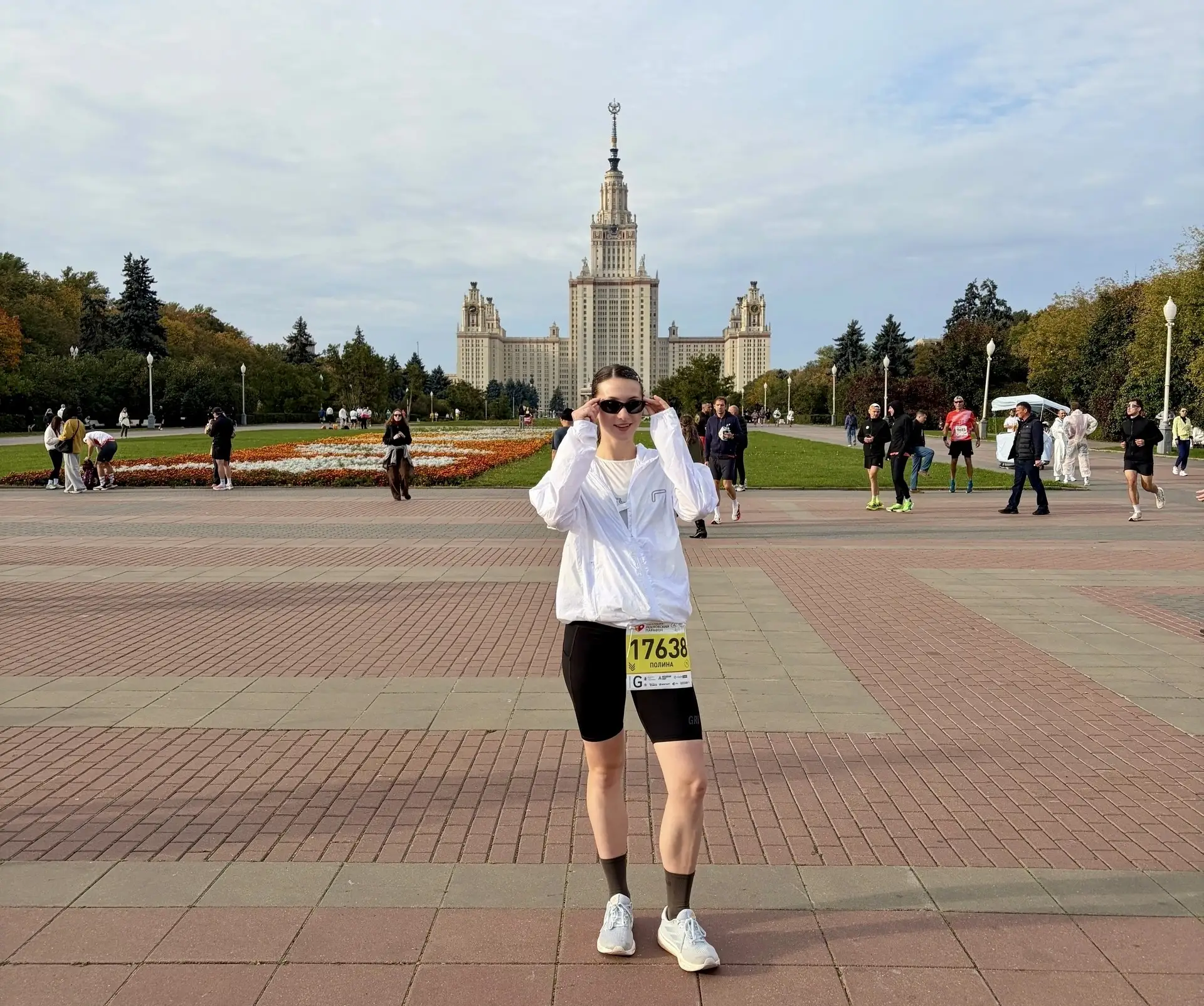 Студентки Педиатрического университета финишировали на Московском марафоне 2026