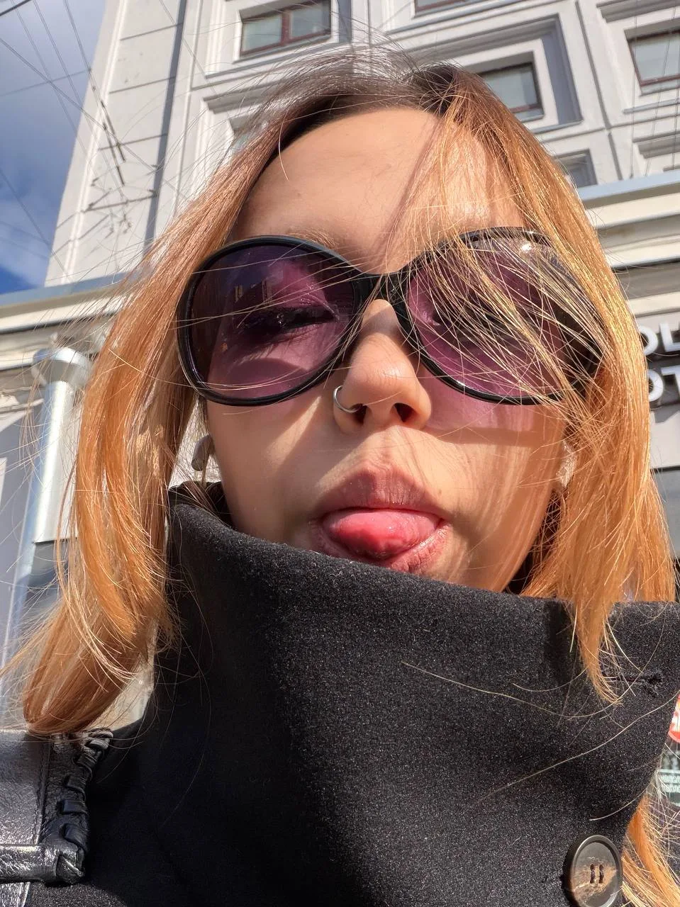 😛