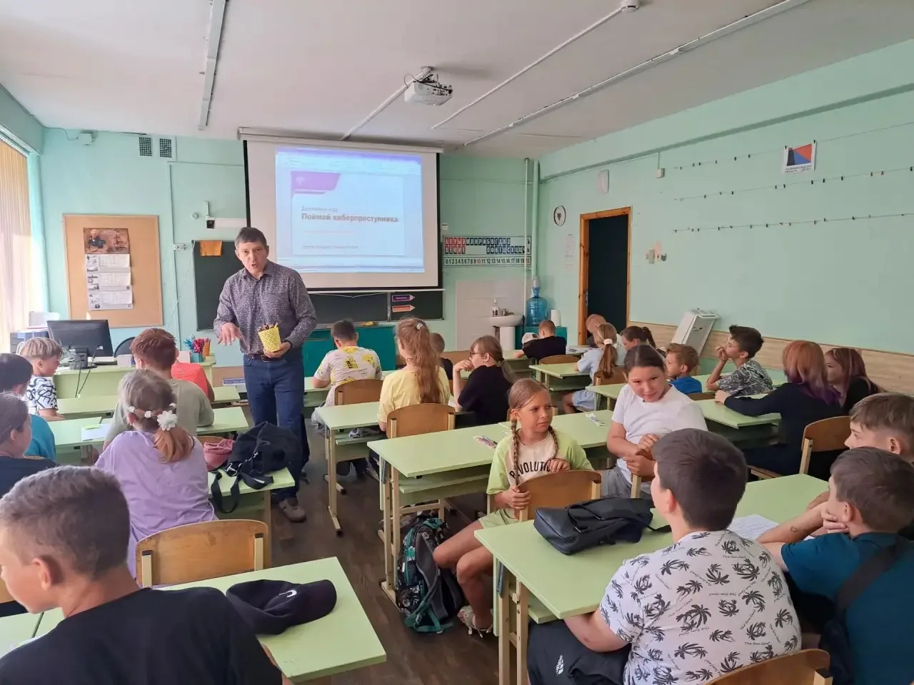 ИГРЫ ПО ФИНАНСОВОЙ ГРАМОТНОСТИ💥 Представители Банка России 🏦🇷🇺 организовали и провели серию обра