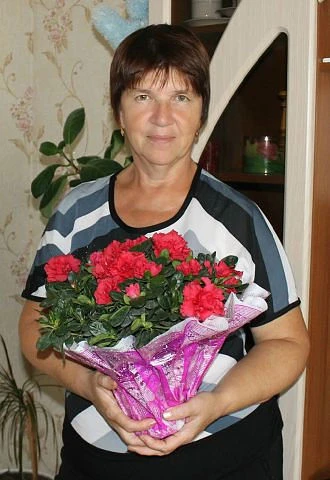 Сегодня свой День рождения празднует учитель МБОУ СОШ № 7 г. Охи им. Д.М. Карбышева 💜