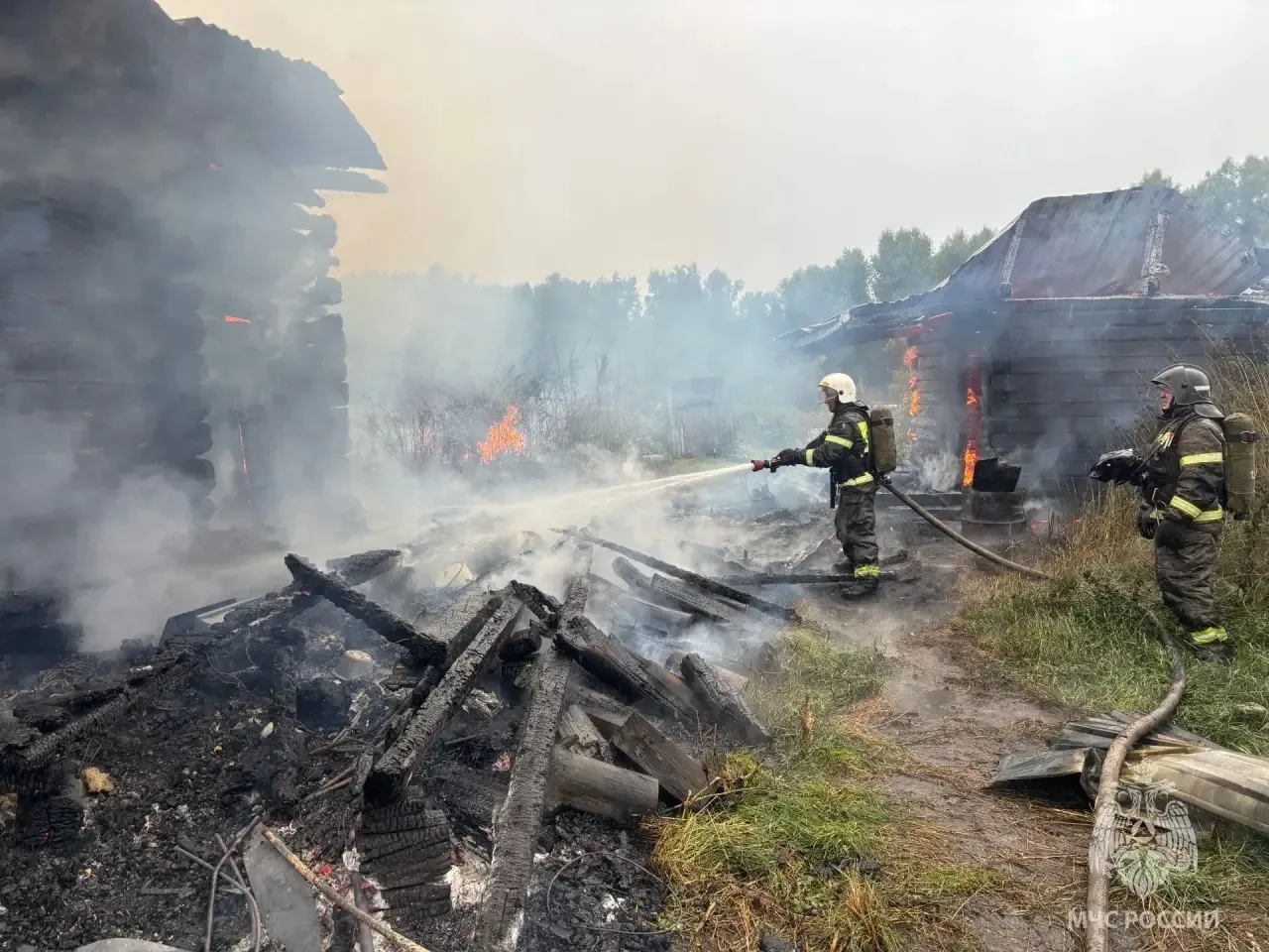 Пожар в Томской области: погибла женщина