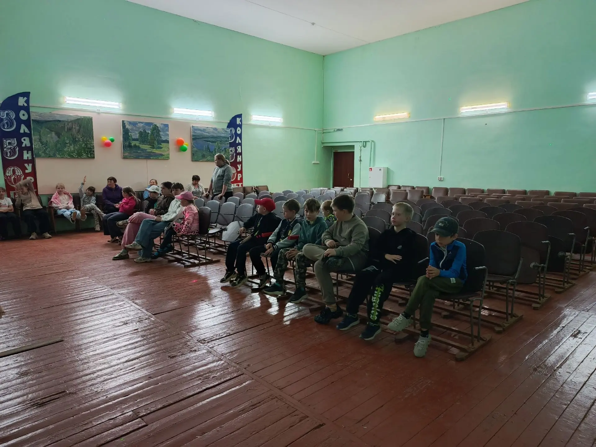 Дети обожают лето, потому что это самое долгожданное, яркое и веселое время года. Оно п...