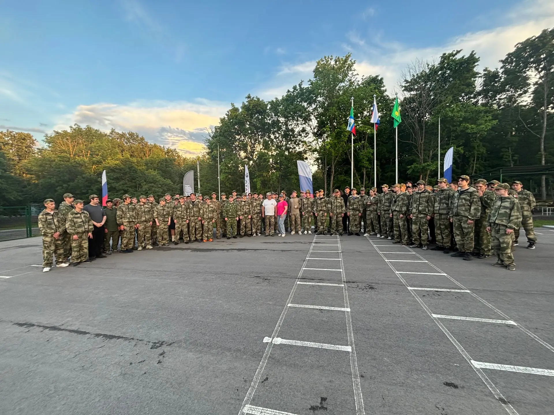 💥👥9 июня для участников военно-исторических сборов "Армата" прозвучала мелодия прошлого: преподава