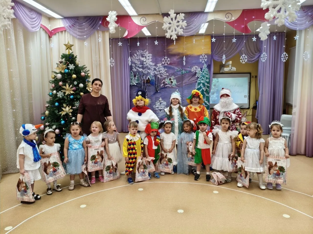 🎄 Новогоднее волшебство объединяет!